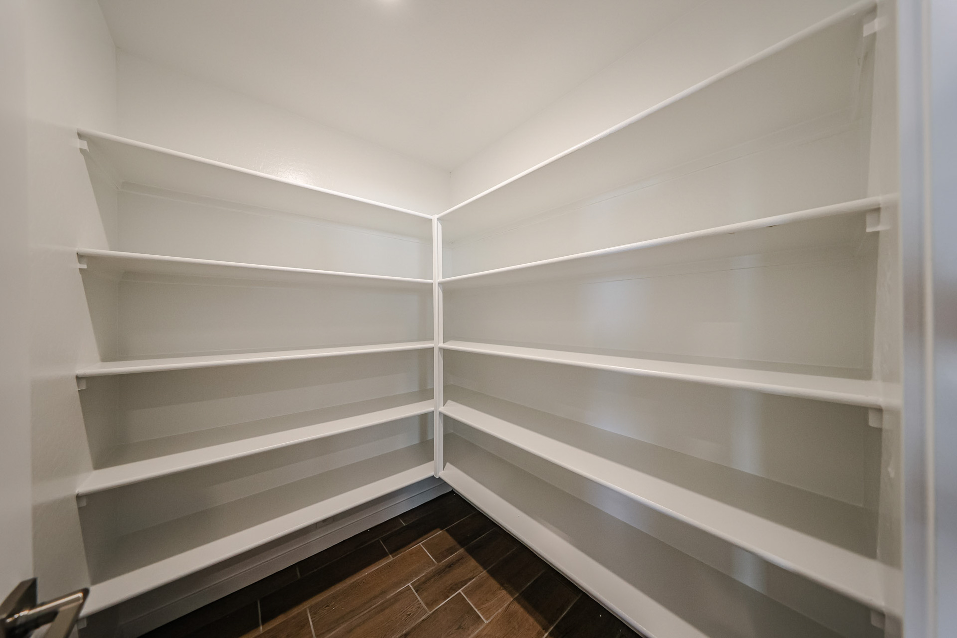 A white shelf with white shelves.