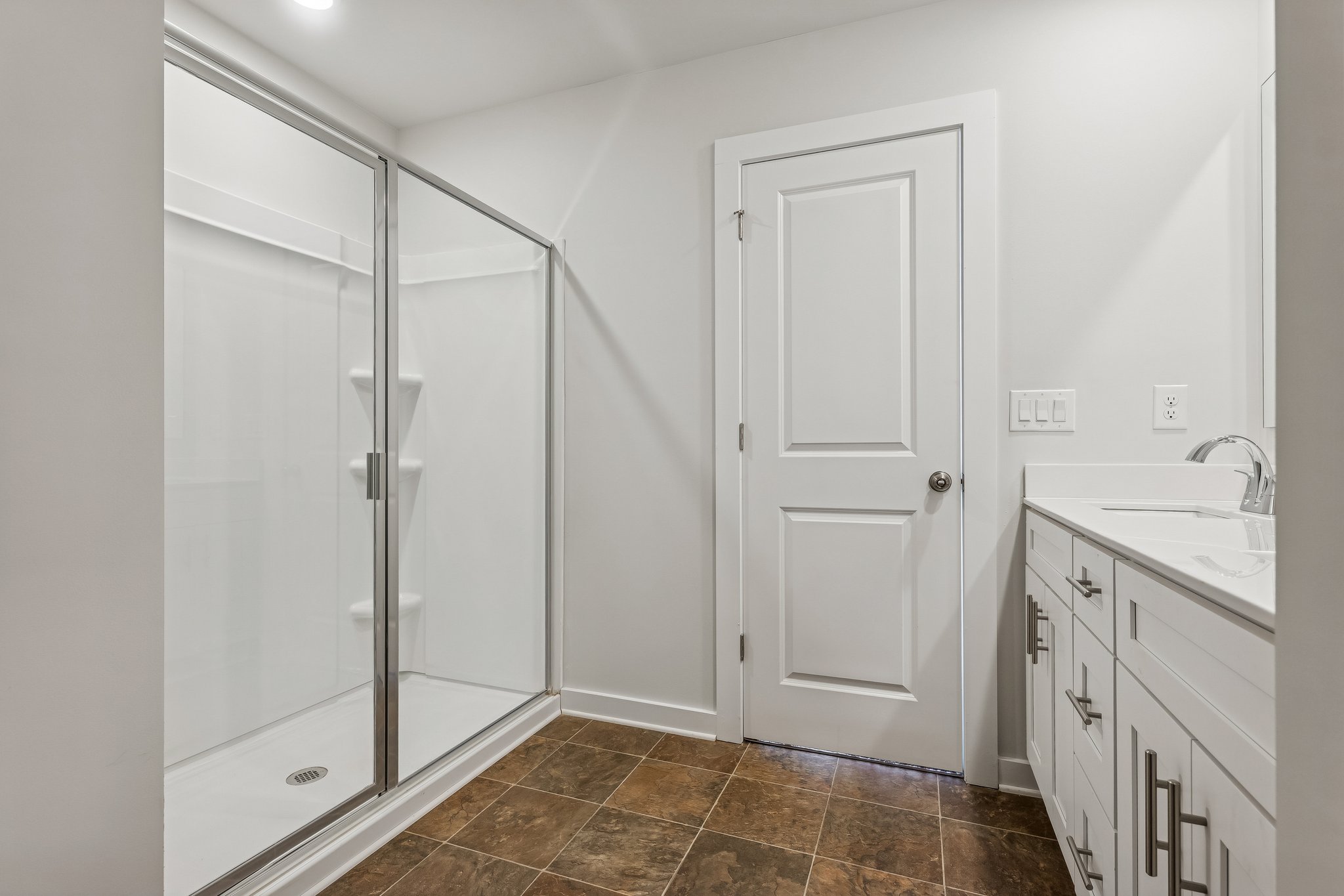 Woodruff II Primary Bath at Carpenter Farms in Lincolnton, NC